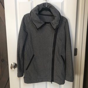Lululemon athletica fleece jacket
